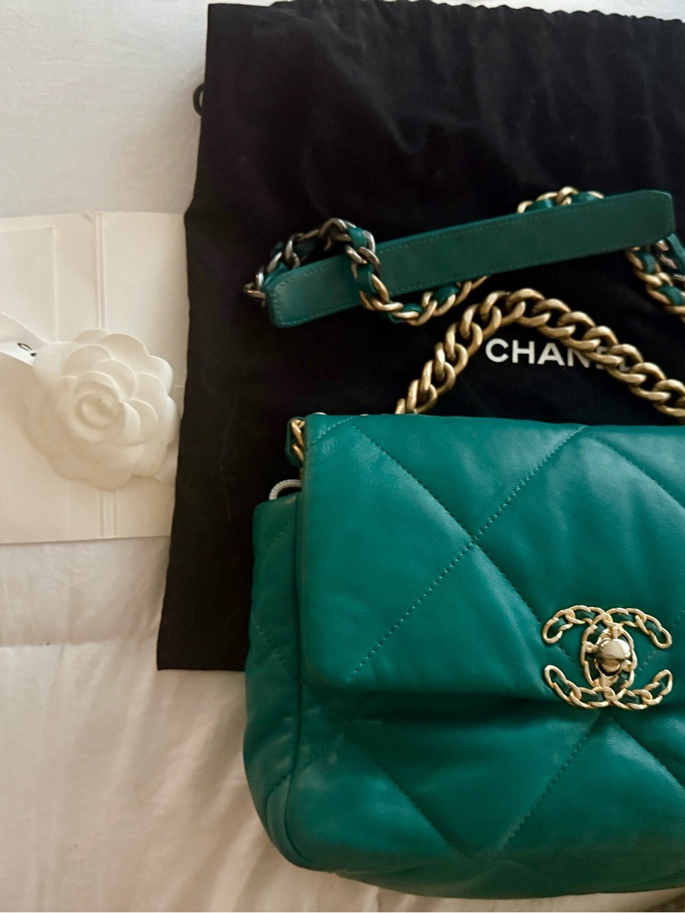 CHANEL lambskin medium 19 Flap Bag